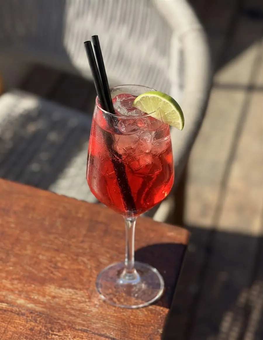 Cocktail Sarti Spritz da Terraza Catedral